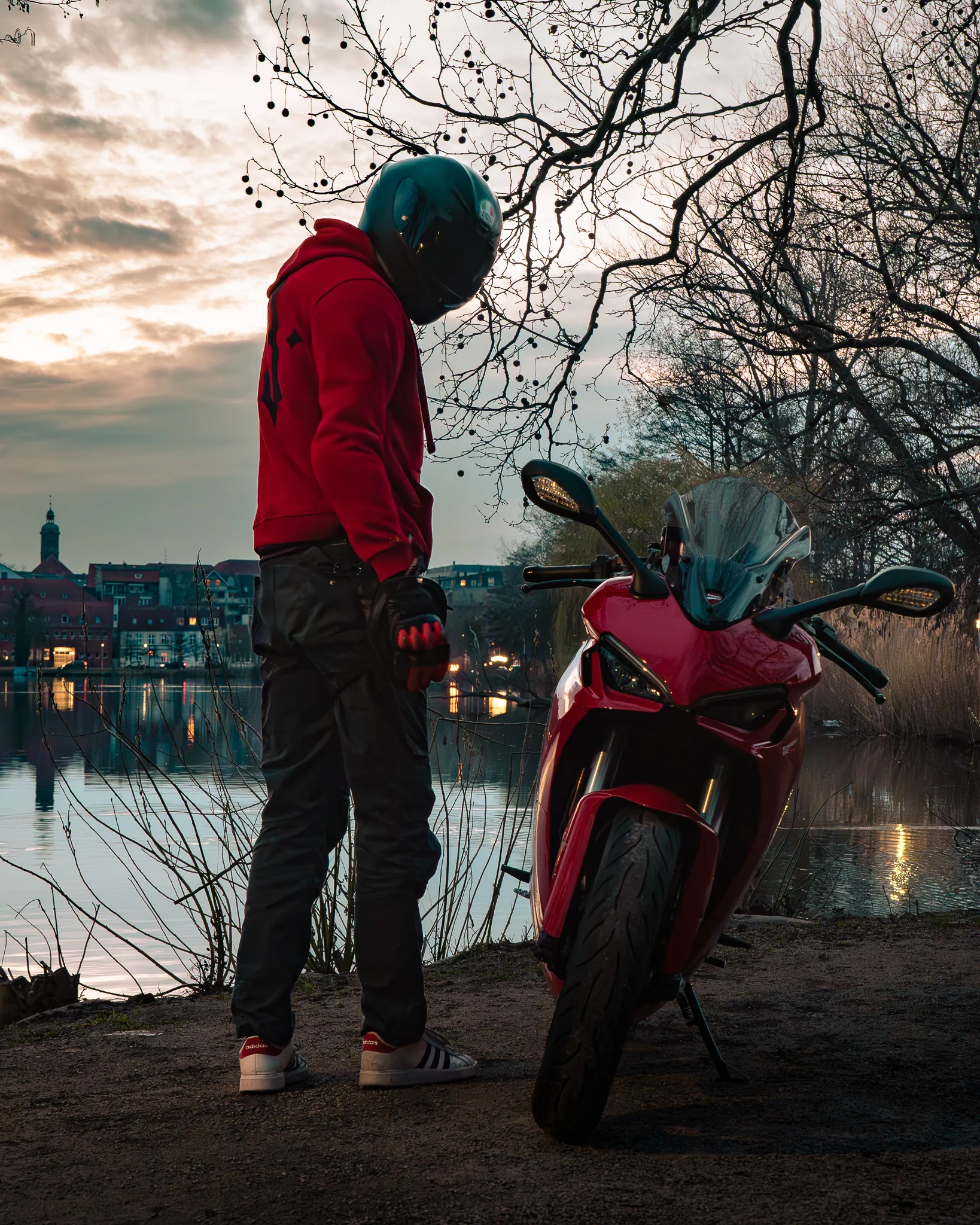 Ducati Supersport 950 — Ratzeburger See
